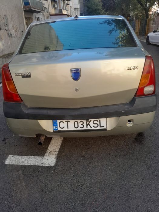 Autoturism Dacia Logan