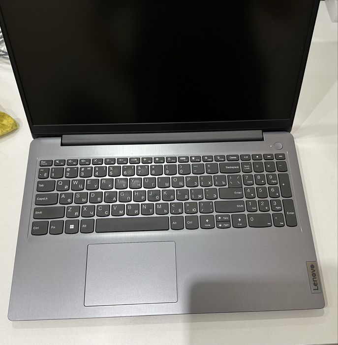 Ноутбук Lenovo IdeaPad 3