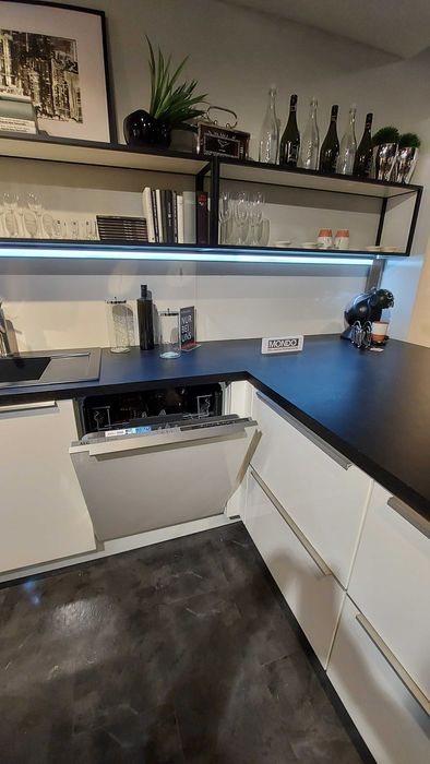 !НОВА - ЛУКС клас немска кухня MONDO - напълно оборудвана