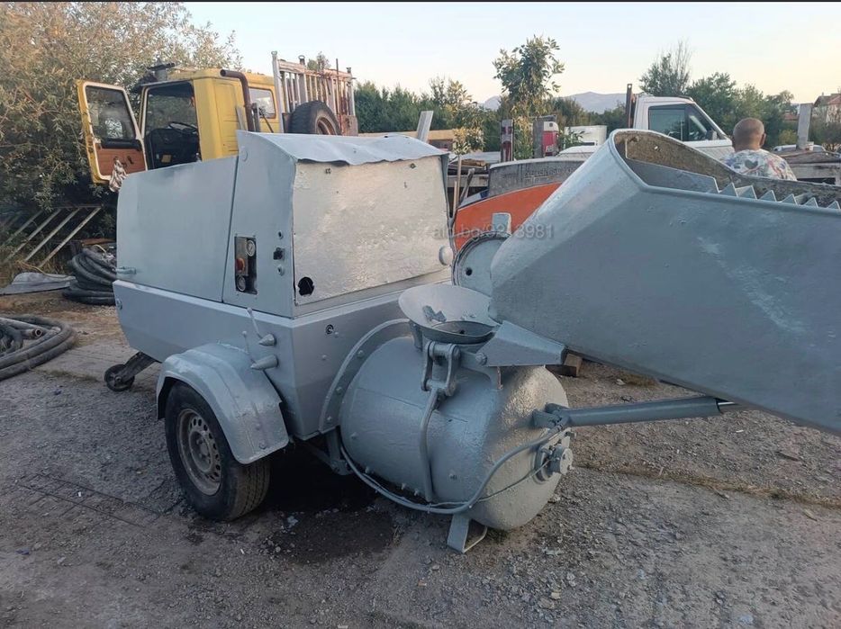 Продавам машини за замазка Brinkmann Estrich boy 260/45 и BMS Worker 1