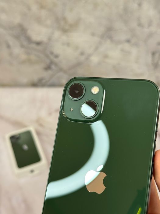 Продам iphone 13 256gb