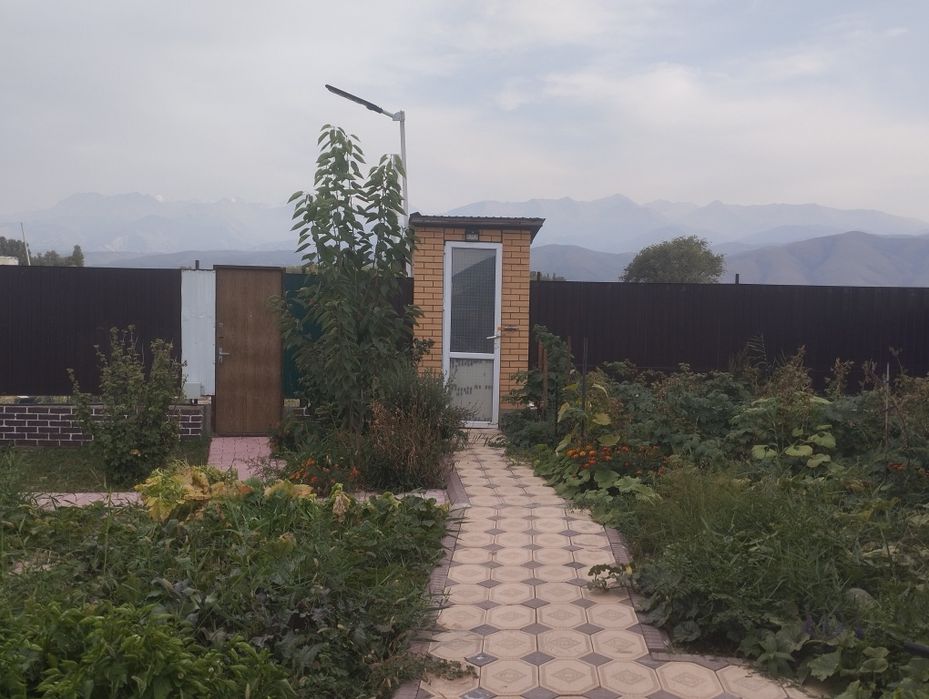 Продам дом в поселке Долан