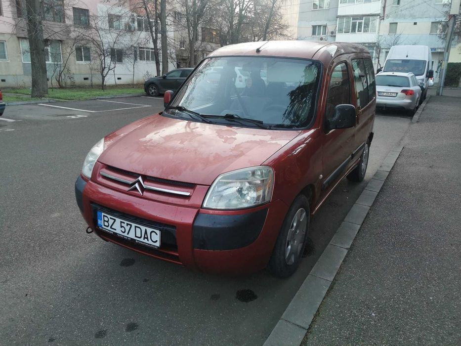 Vand Schimb Citroen berlingo 2.0 hdi