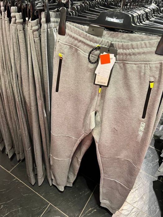 Спортивные штаны