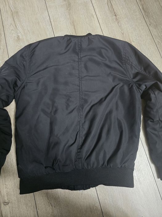 Продам куртку на мальчика