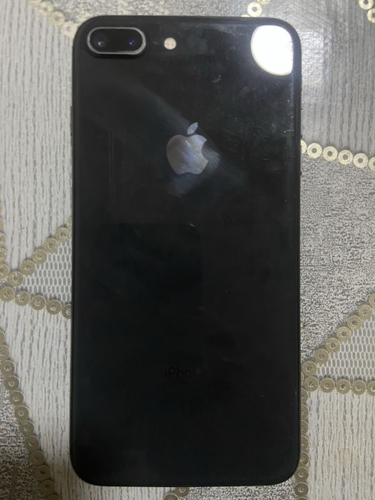 iPhone 8+ продается