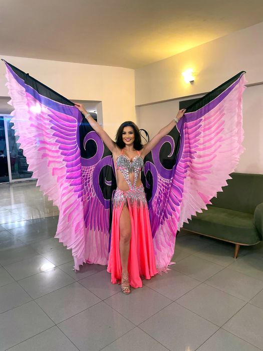 Dansatori profesionisti