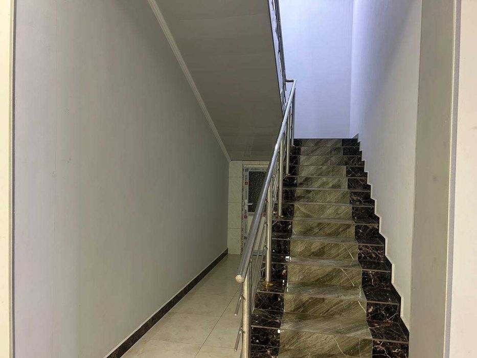 Qurilishi tugallanmagan xususiy kilinika binosi