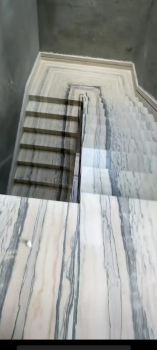 Montaj marmură travertin