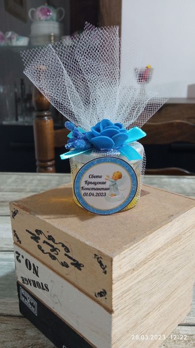 Подаръчета за гости - бурканчета с мед