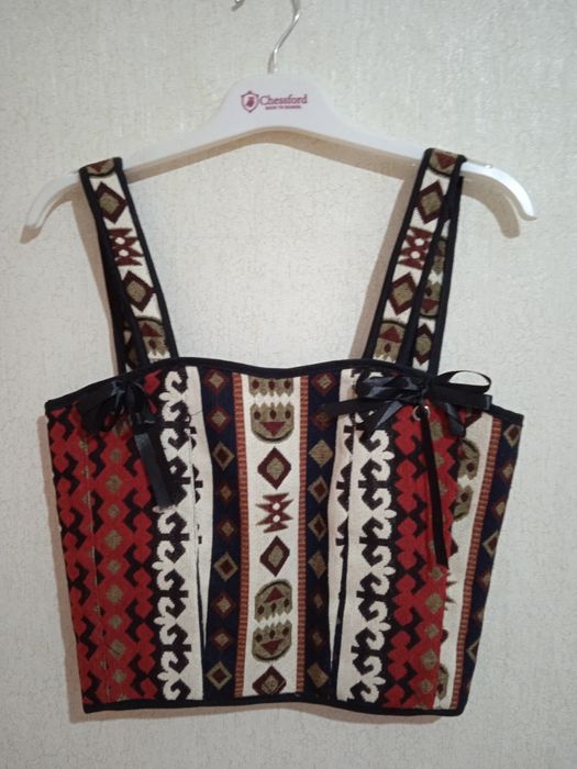 Этно- корсет красного цвета!