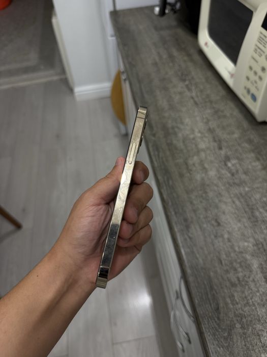 Продам Iphone 12 pro 128гб идеал!