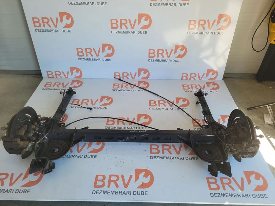 Punte spate simpla pentru Renault Trafic / Opel Vivaro / Nissan Primas