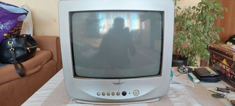 Телевизор SAMSUNG