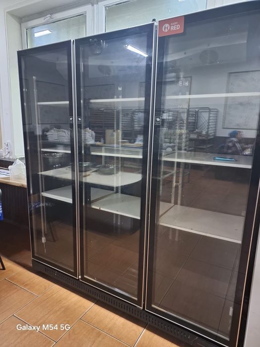 Продам холодильник для напитков