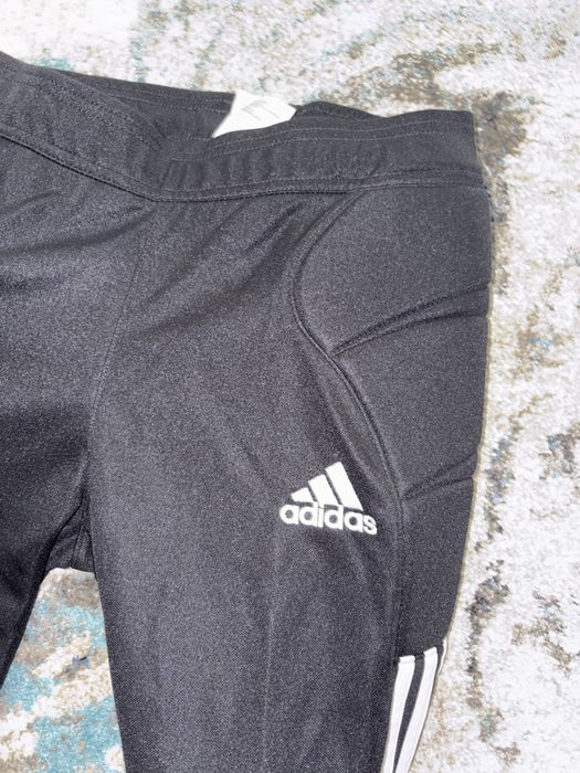 Pantaloni portar ADIDAS masura S