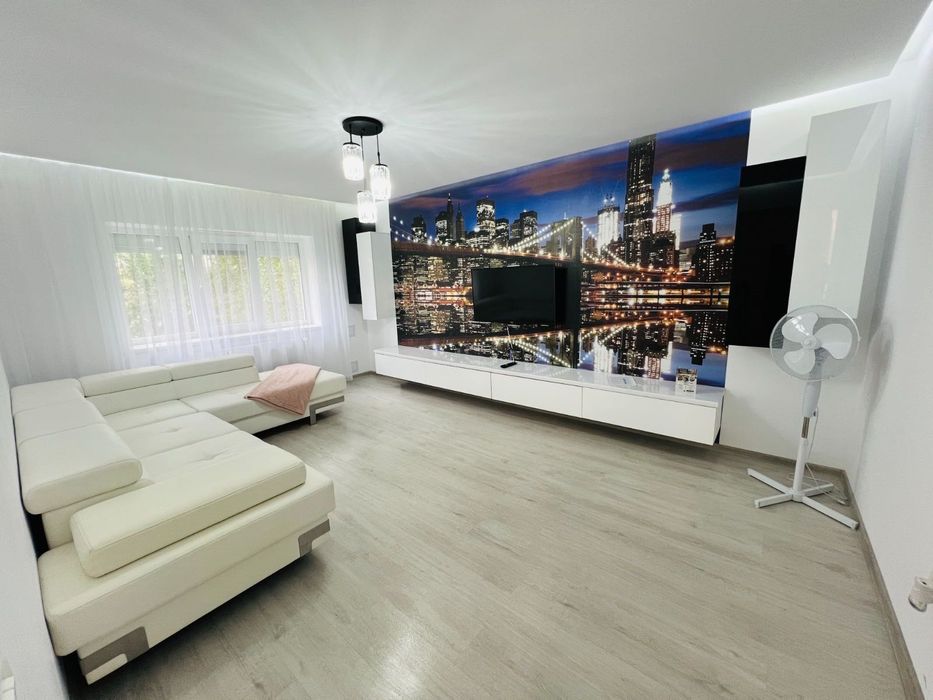 Inchiriez apartament 3 camere