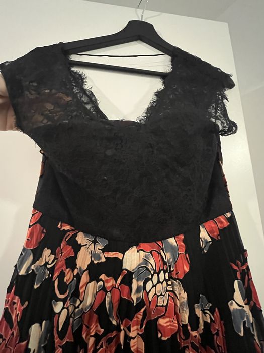 Rochie Reiss noua masura 8-100 ron