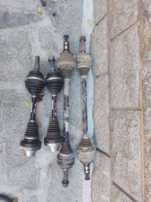 Предна , задната полуоска Ауди Кю 7 , Фолксваген Туарег , Порше Кайен