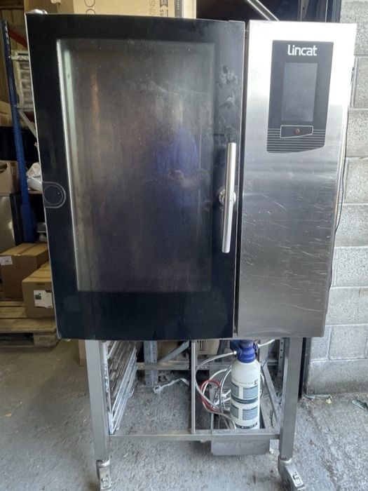 Cuptor gastronomic pe gaz