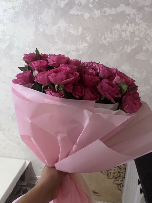 Кустовые розы, свежие