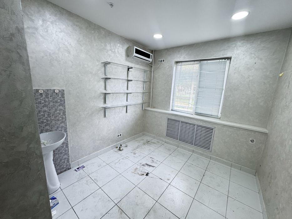 Продается Нежилое помещение 1 этаж вдоль дороги Кора Камыш Куш Базар