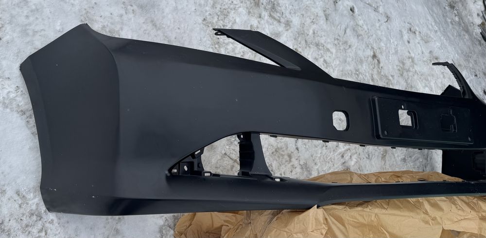 Бампер на Toyota Camry 50