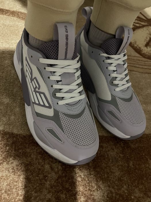 маратонки Armani