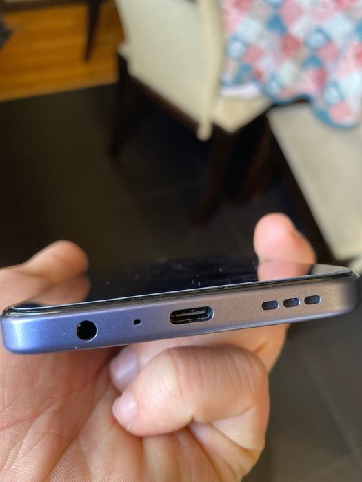 Телефон OPPO A6x чисто нов не употребяван