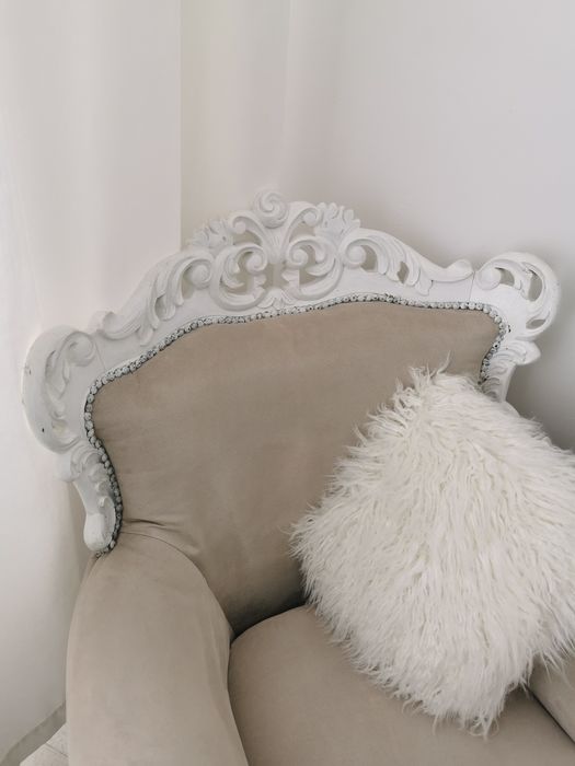 Красиво кресло със сложна дърворезба масив  бароково кресло