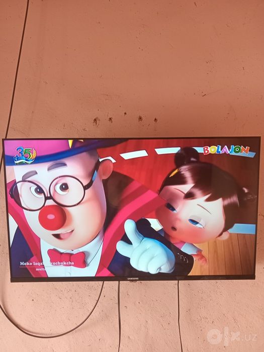 Televizor Samsung Smart 43 talik