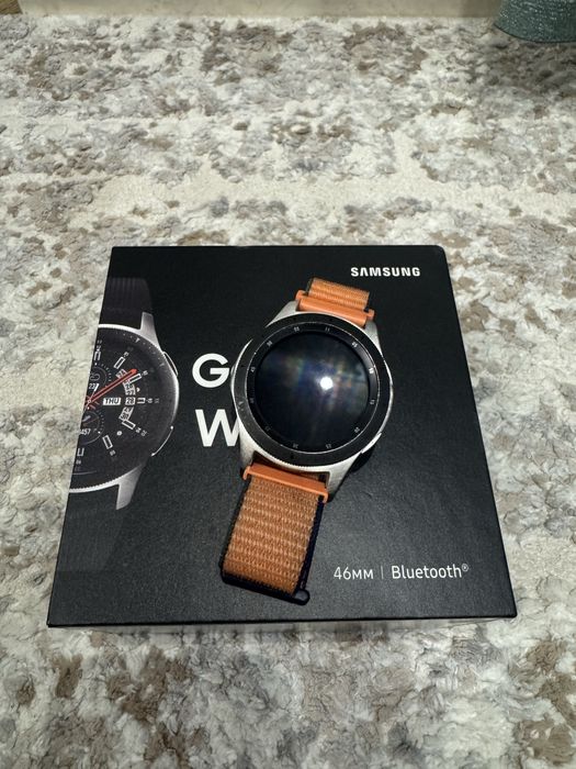 Часы Galaxy watch