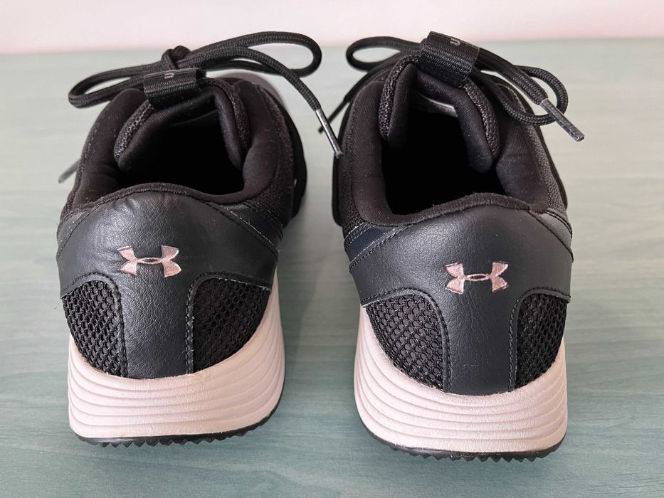 Pantofi sport Under Armour, negri