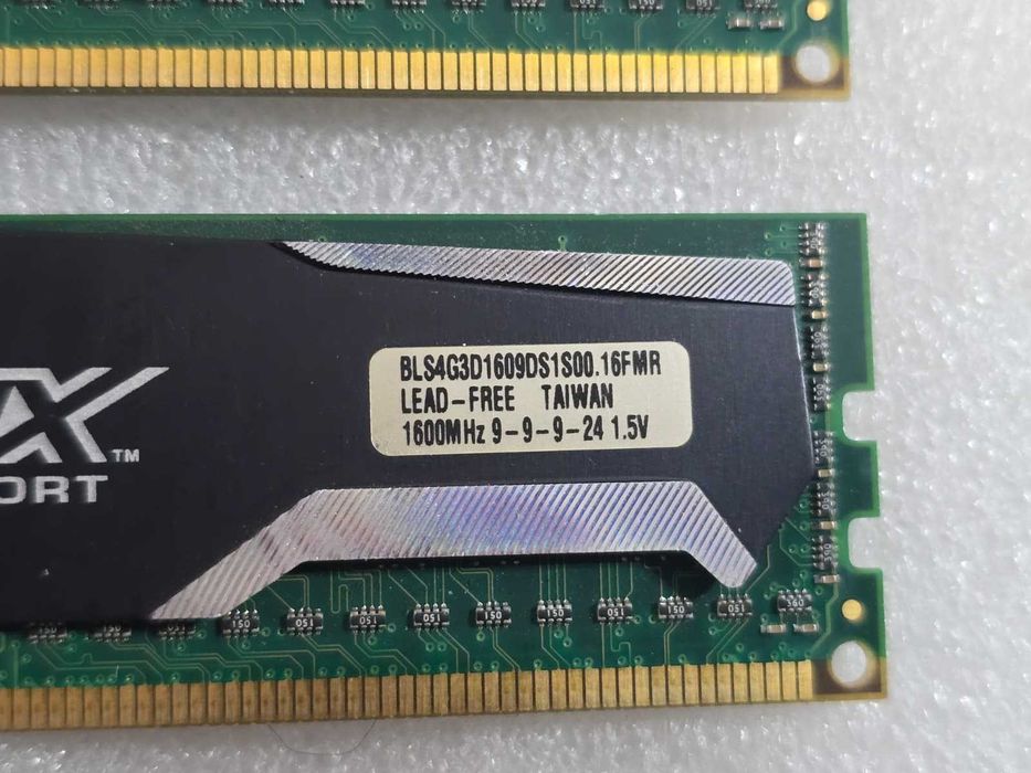 Kit memorie RAM 8GB (2x4GB) DDR3 Crucial Ballistix Sport 1600MHz CL9 1.5V