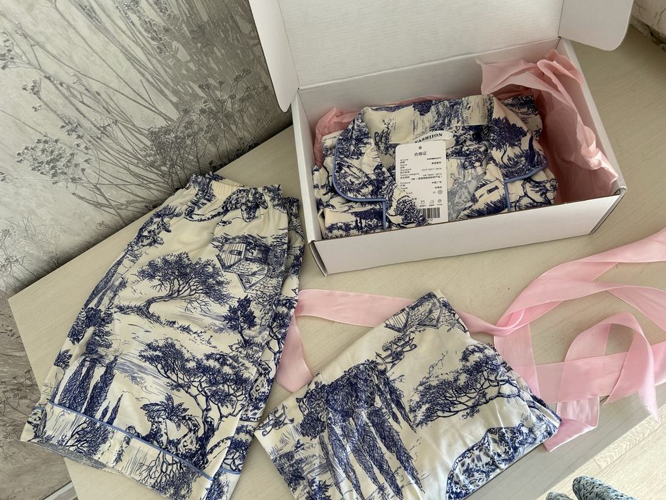 Тройка пижама размер Л 5500 теңге