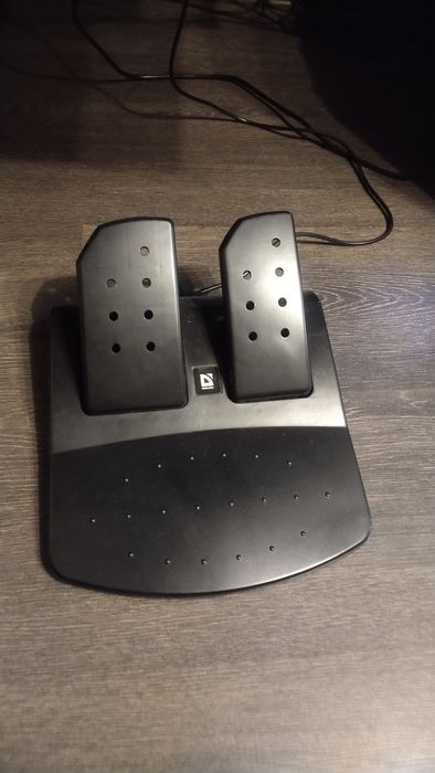 Игровой руль Defender