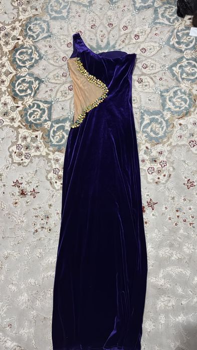 Продам платье состояние отличное