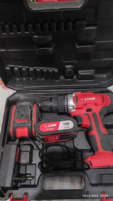 Шуруповерт на аккомуляторе
