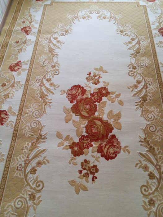 Продам ковер 2х4