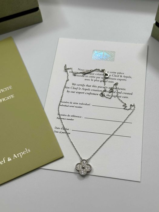 Colier Van Cleef & Arpels Aur Alb 750 Diamonds