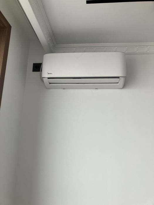 Продажа кондиционера MIDEA  (инверторный тип) с установкой — Астана