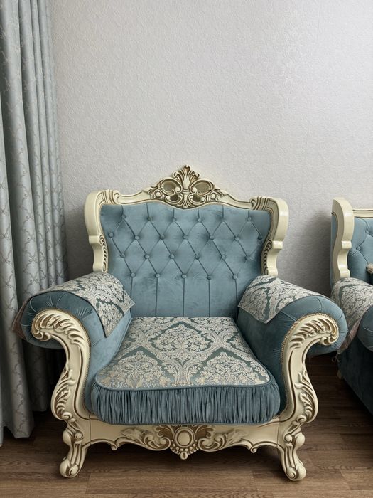 Диван и кресло