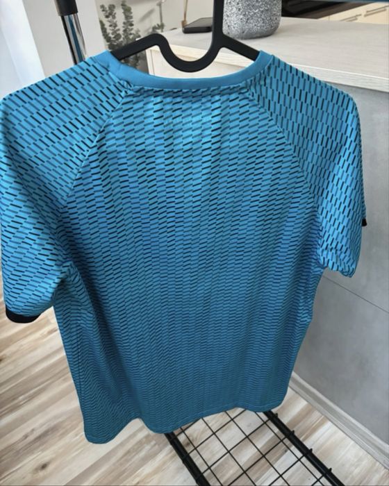 Tricou C&A(new limits)