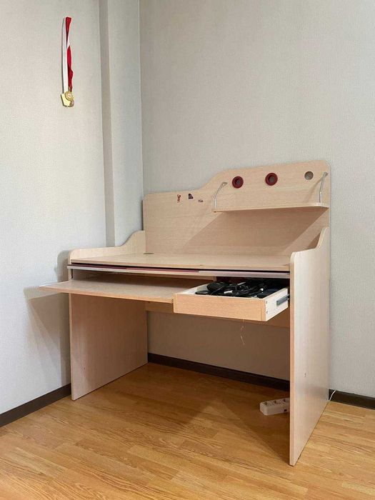 Детский спальный гарнитур