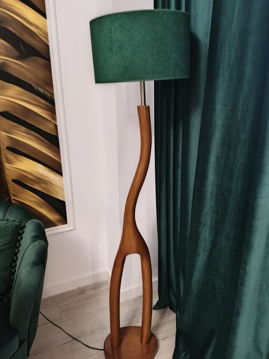 Lampadar 157 cm  din catifea verde .