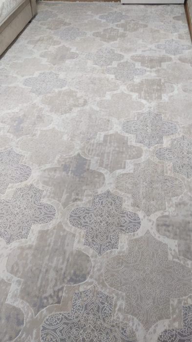 Продаю палас 5*2,5