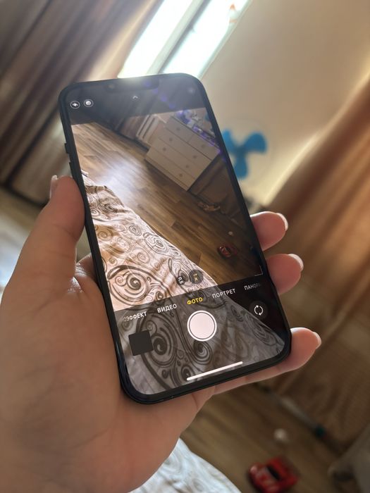 Продам iPhone Apple 13 128g