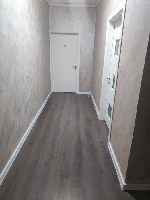 Продава се Тристаен апартамент в Пловдив, Тракия - 60 кв.м за 1975 €/кв.м - Снимка #4