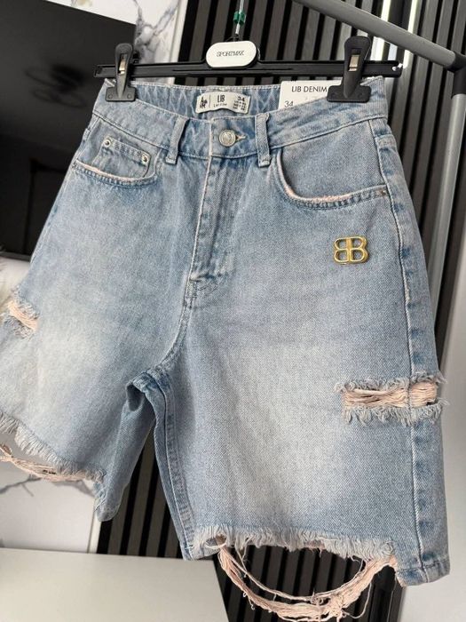 Pantaloni scurți de blugi