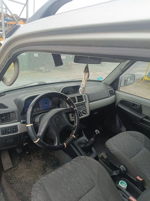 Dezmembrez mitsubishi pajero pinin 1.8 gdi